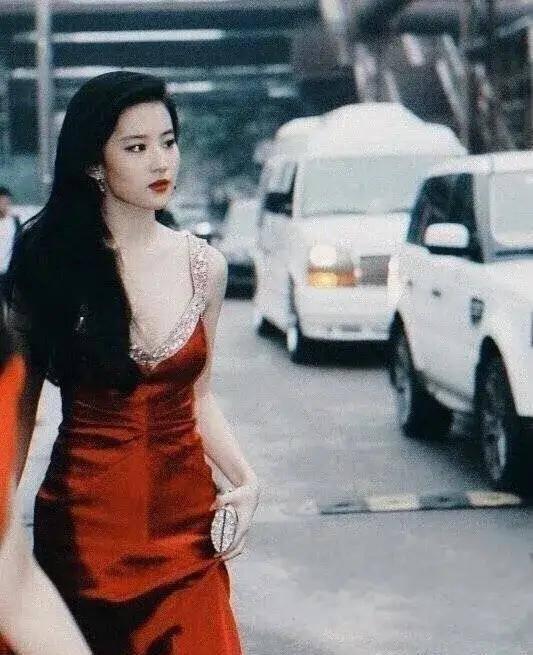 网红明星爆料吃瓜事件,娱乐圈吃瓜事件大揭秘